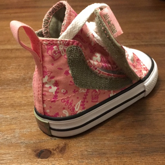 Converse Chuck Taylor All Star Hightops - Picture 7 of 8